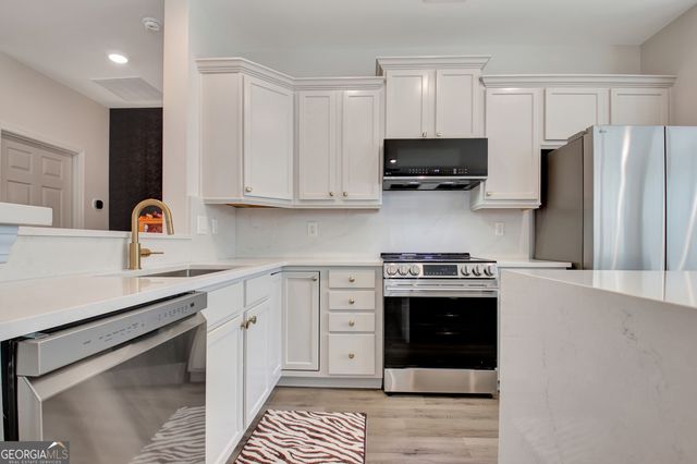 10 Hampshire Lane, Newnan, GA 30265