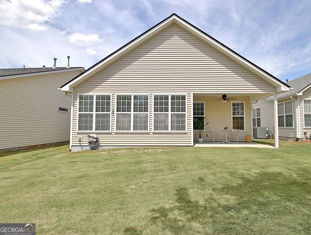 10 Hampshire Lane, Newnan, GA 30265