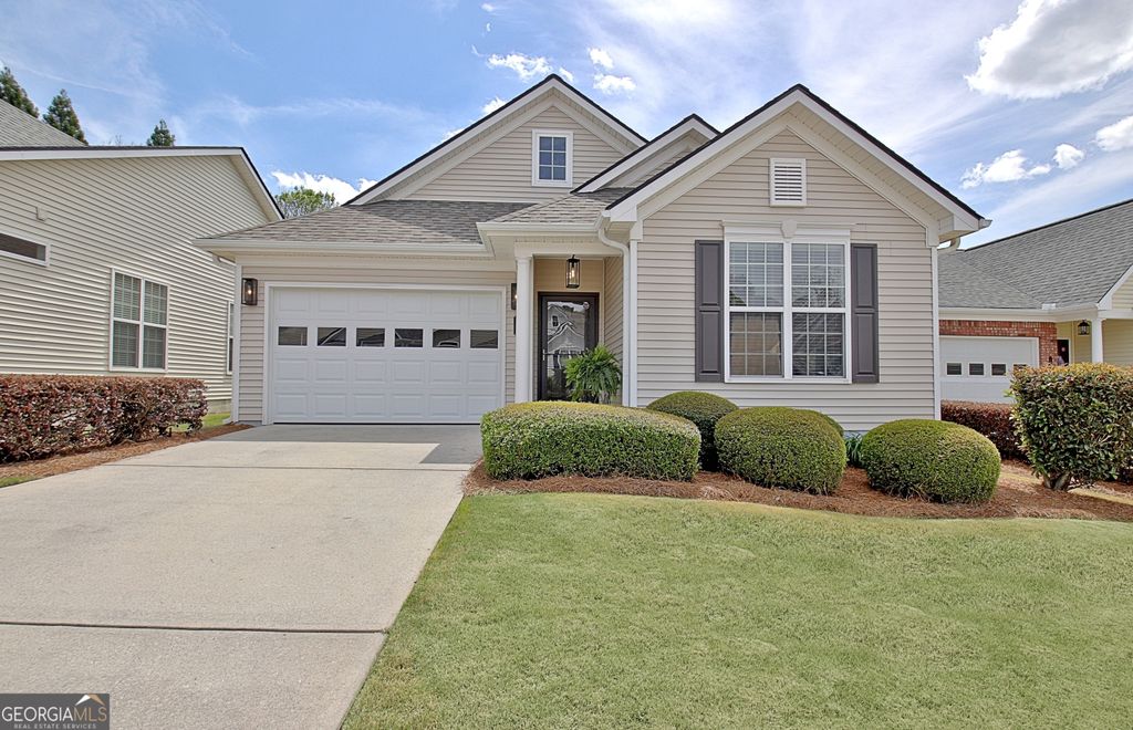10 Hampshire Lane, Newnan, GA 30265