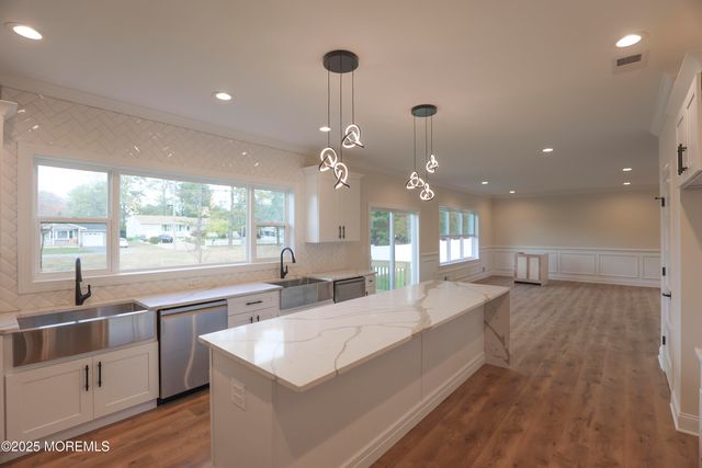 1201 1st Avenue, Toms River, NJ 08757