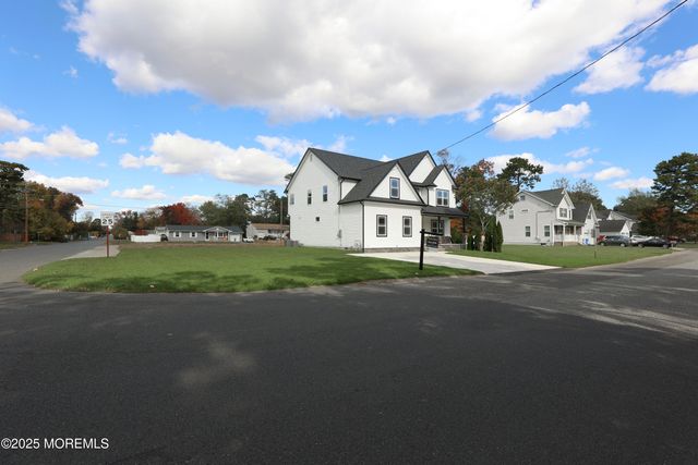 1201 1st Avenue, Toms River, NJ 08757