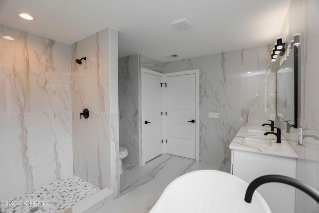 1201 1st Avenue, Toms River, NJ 08757