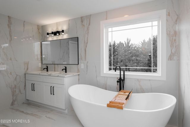 1201 1st Avenue, Toms River, NJ 08757