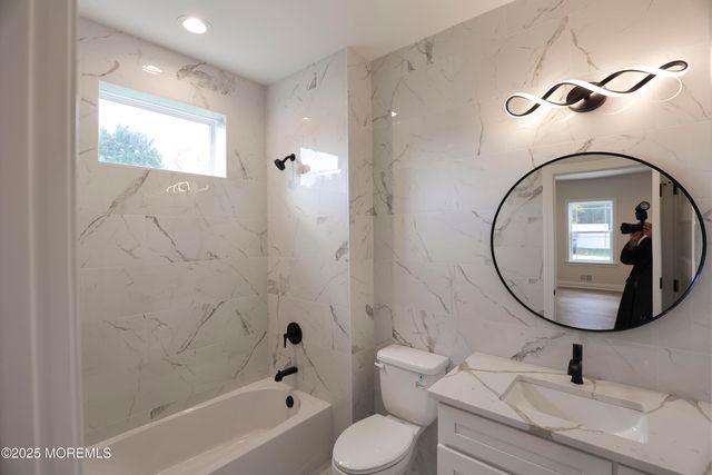 1201 1st Avenue, Toms River, NJ 08757