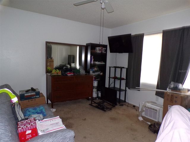304 OAK TRACK WAY, Ocala, FL 34472