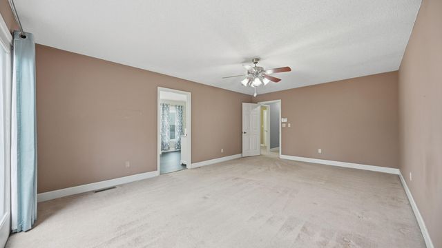 8843 Finney Point Drive, Ooltewah, TN 37363