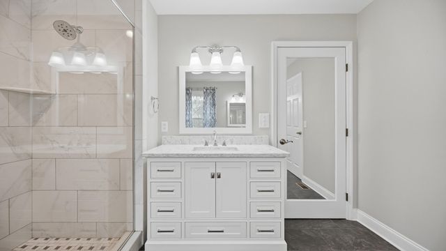 8843 Finney Point Drive, Ooltewah, TN 37363