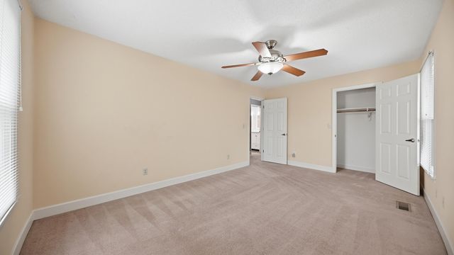 8843 Finney Point Drive, Ooltewah, TN 37363