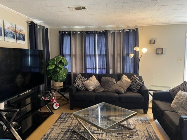 109 S Blue Bird Drive, Natchez, MS 39120