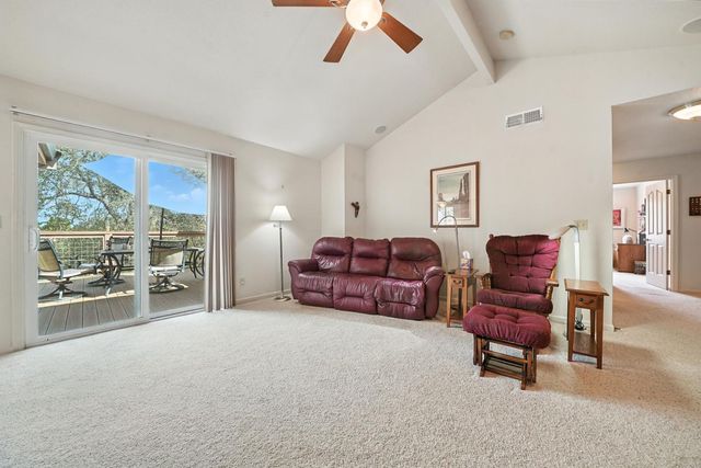 31 Willet Ct, Wallace, CA 95254