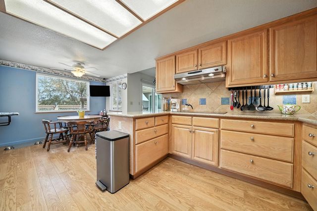 31 Willet Ct, Wallace, CA 95254