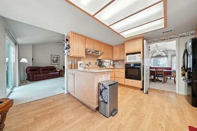 31 Willet Ct, Wallace, CA 95254