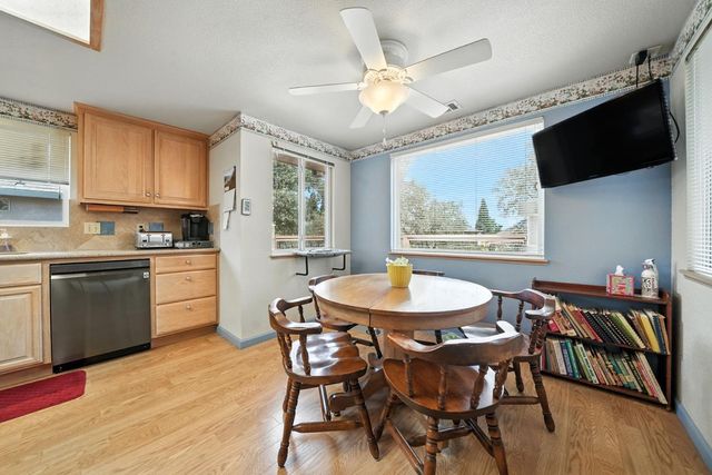 31 Willet Ct, Wallace, CA 95254