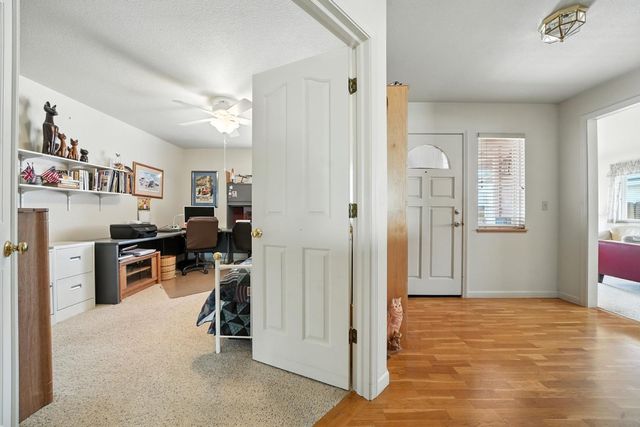 31 Willet Ct, Wallace, CA 95254