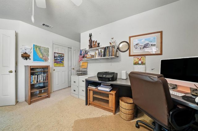 31 Willet Ct, Wallace, CA 95254