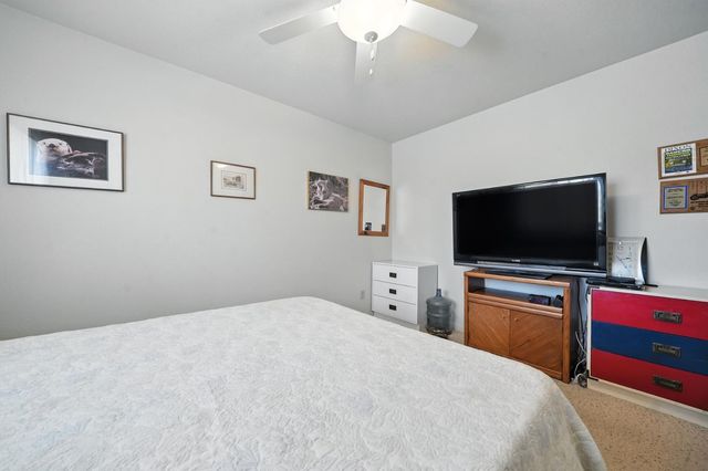 31 Willet Ct, Wallace, CA 95254