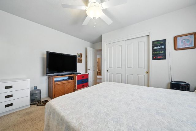 31 Willet Ct, Wallace, CA 95254