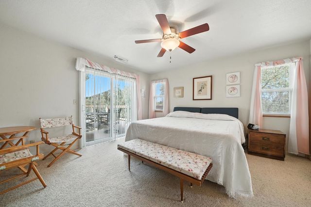 31 Willet Ct, Wallace, CA 95254