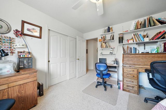 31 Willet Ct, Wallace, CA 95254