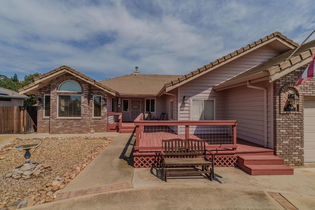 31 Willet Ct, Wallace, CA 95254