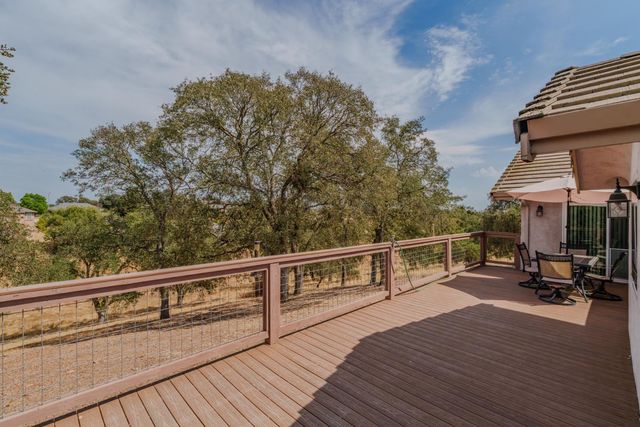 31 Willet Ct, Wallace, CA 95254