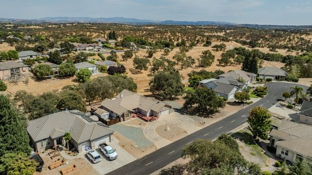 31 Willet Ct, Wallace, CA 95254