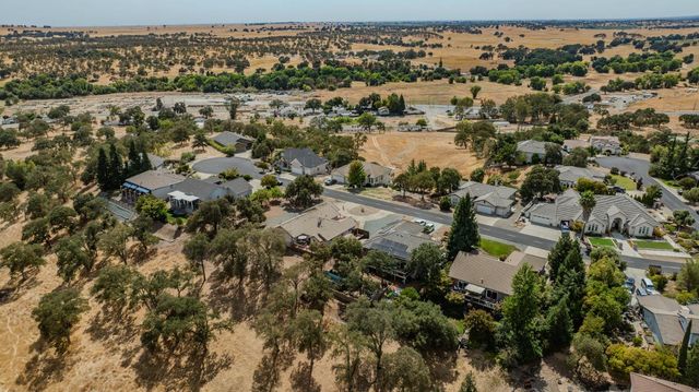 31 Willet Ct, Wallace, CA 95254