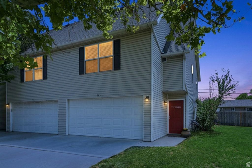 563 W FINE DR, Salt Lake City, UT 84115 — photo 2