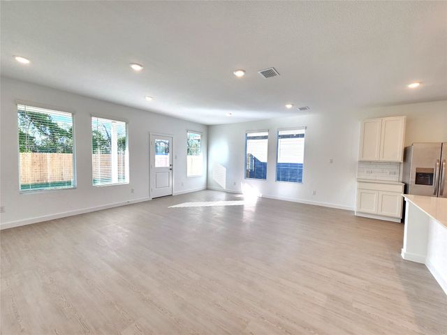 6814 Welsh Drive, Princeton, TX 75407