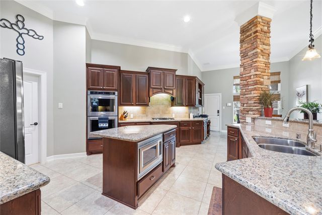 32707 Westminster Drive, Fulshear, TX 77441