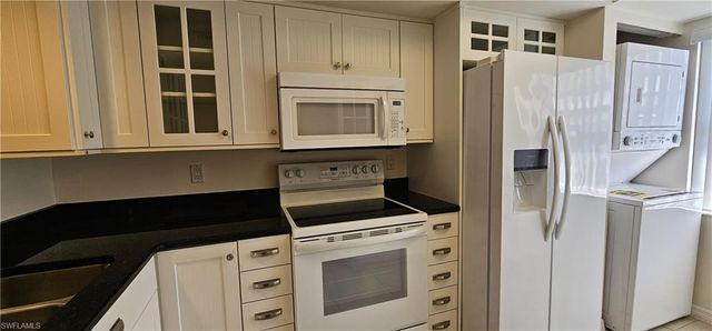 1507 Cape Coral PKWY W # 5, Cape Coral, FL 33914