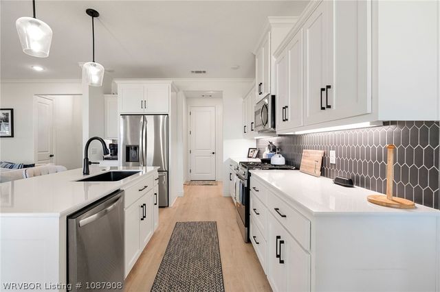 9103 Wayne Crossing, Fort Smith, AR 72916