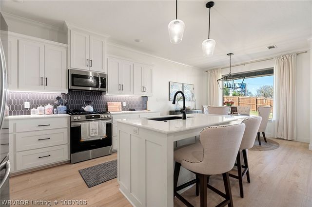 9103 Wayne Crossing, Fort Smith, AR 72916