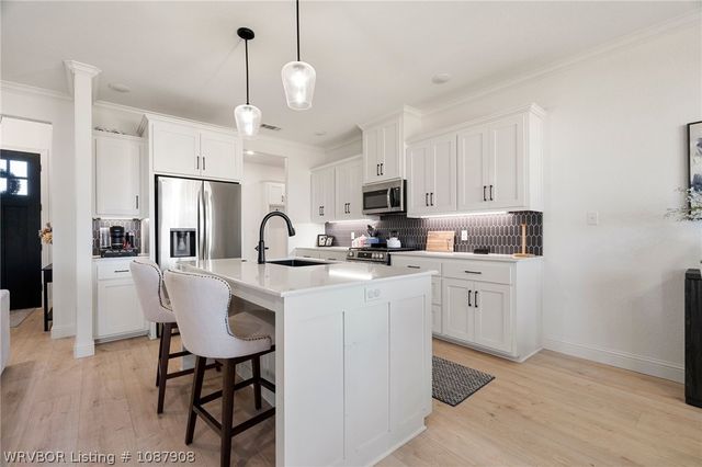 9103 Wayne Crossing, Fort Smith, AR 72916