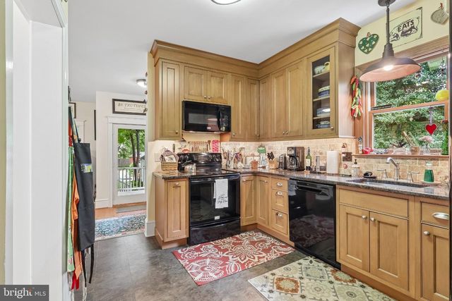 411 W 3RD ST, Moorestown, NJ 08057