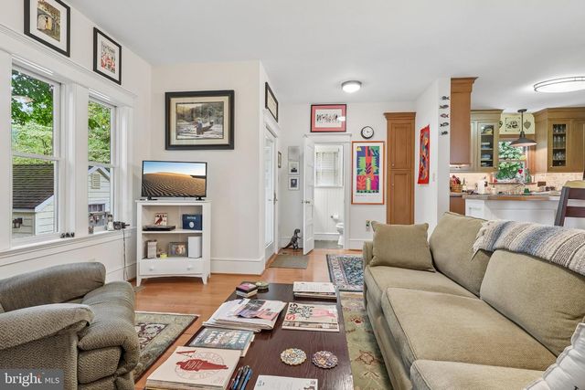 411 W 3RD ST, Moorestown, NJ 08057