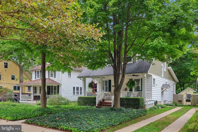 411 W 3RD ST, Moorestown, NJ 08057