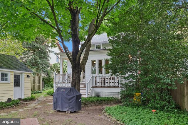 411 W 3RD ST, Moorestown, NJ 08057