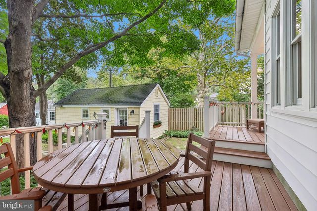 411 W 3RD ST, Moorestown, NJ 08057