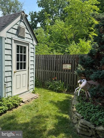 411 W 3RD ST, Moorestown, NJ 08057