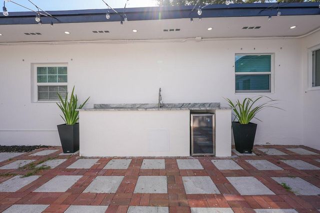 254 SW 6th Street, Dania Beach, FL 33004