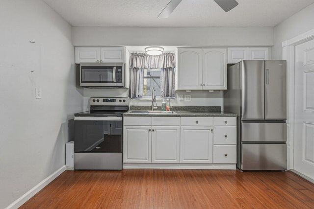 254 SW 6th Street, Dania Beach, FL 33004