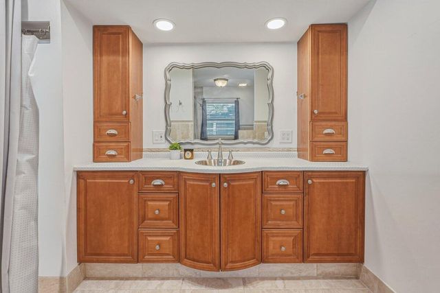 254 SW 6th Street, Dania Beach, FL 33004