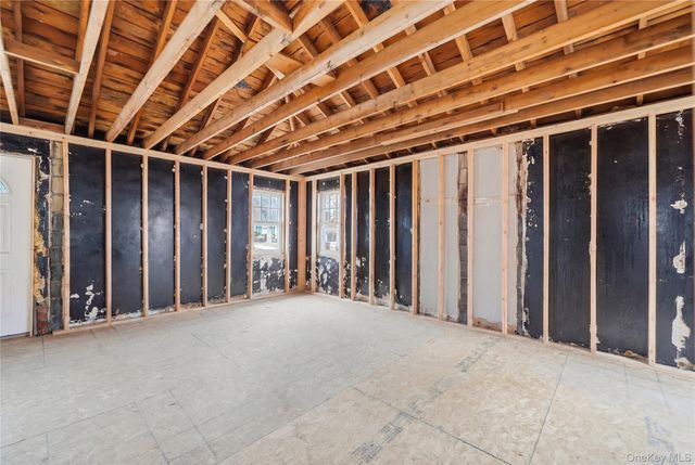 20 Wilson Avenue, Nesconset, NY 11767