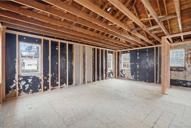 20 Wilson Avenue, Nesconset, NY 11767