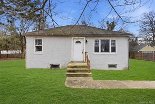 20 Wilson Avenue, Nesconset, NY 11767