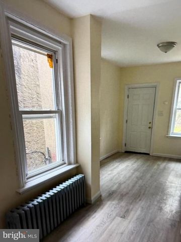 21 TYRELL AVE, Trenton, NJ 08638