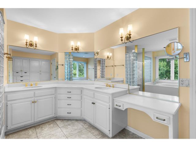 57 Chequamegon Bay, Madison, WI 53719