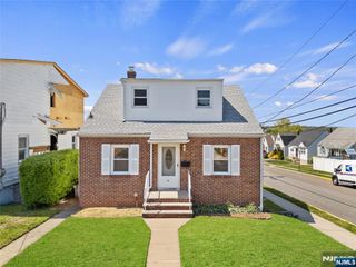 765 Chase Avenue, Lyndhurst, NJ 07071