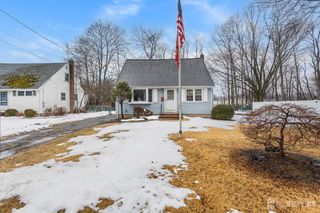 336 w crescent Parkway, South Plainfield, NJ 07080